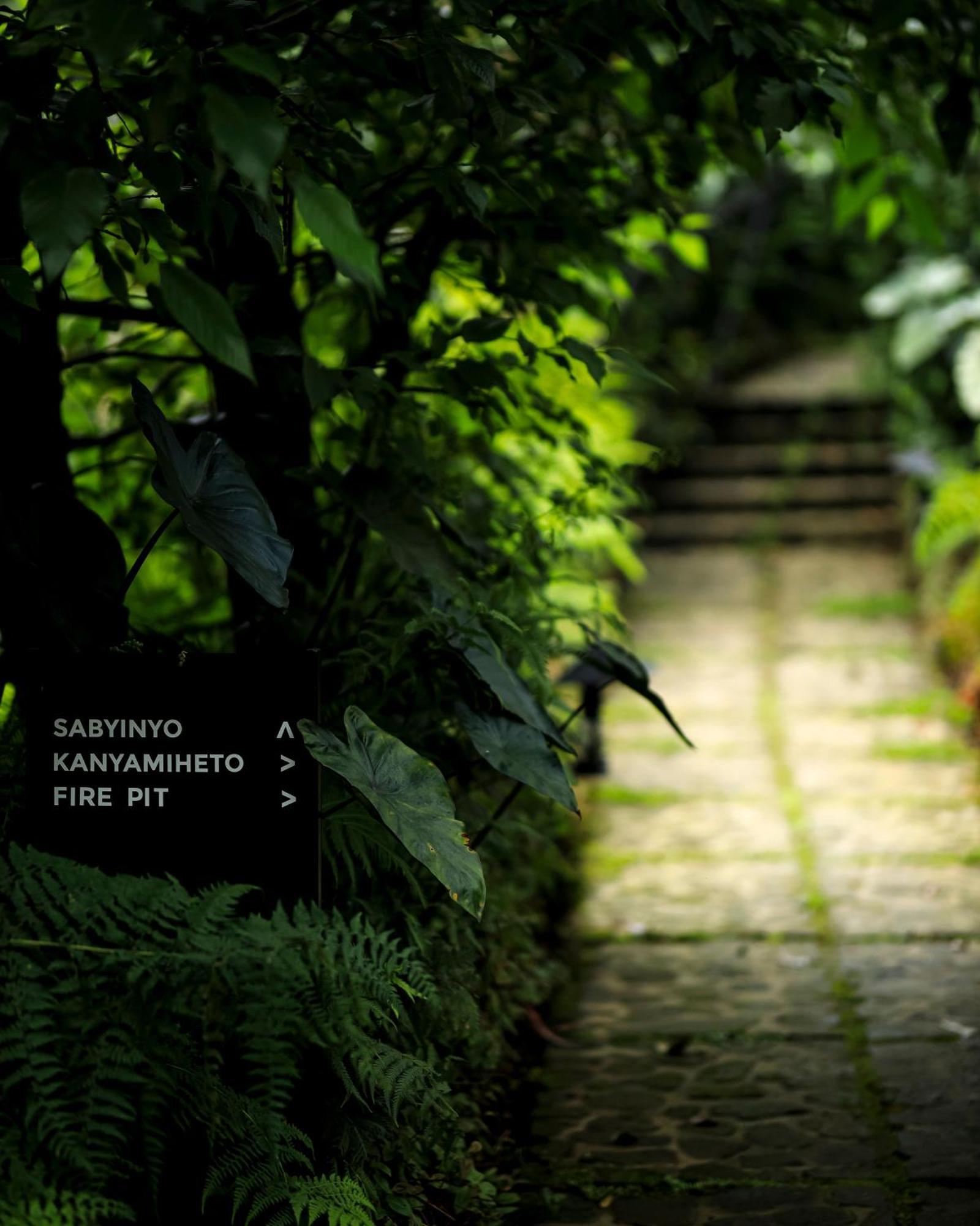 Sambora Kinigi Villa Exterior foto
